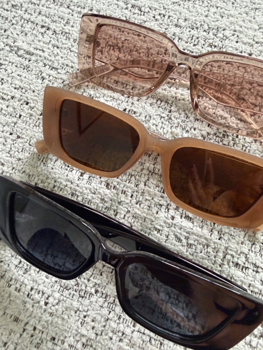 Classic Rectangular Sunglasses - Picture 2 of 3